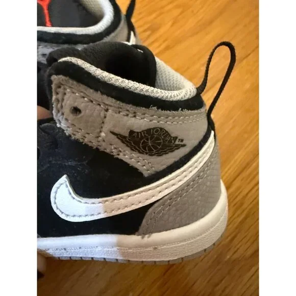 Air Jordan 1 High OG Toddler Sneakers Black/Gray With Elephant Print Size 5C - Picture 5 of 10